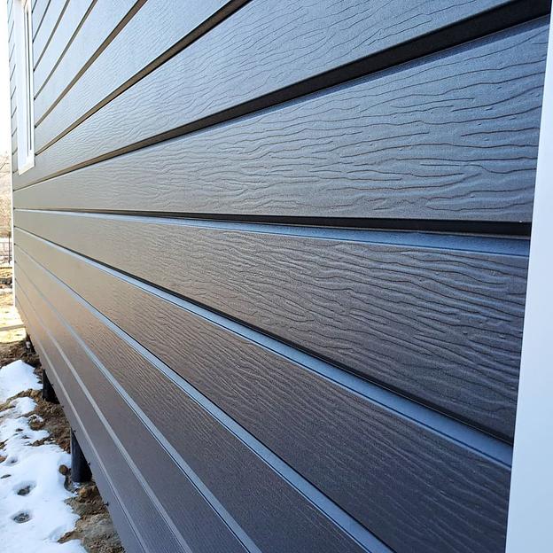 Металлический сайдинг «Евробрус с тиснением» цвет RAL 7024 текстурированный фото 5