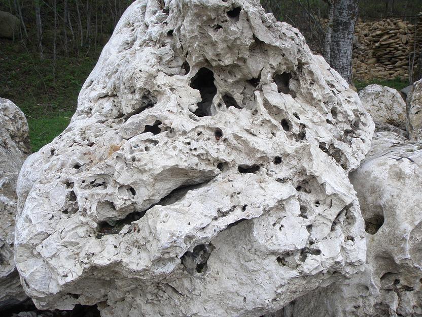 Валун известняк Бежевый /тн (500-800 мм) фото 1