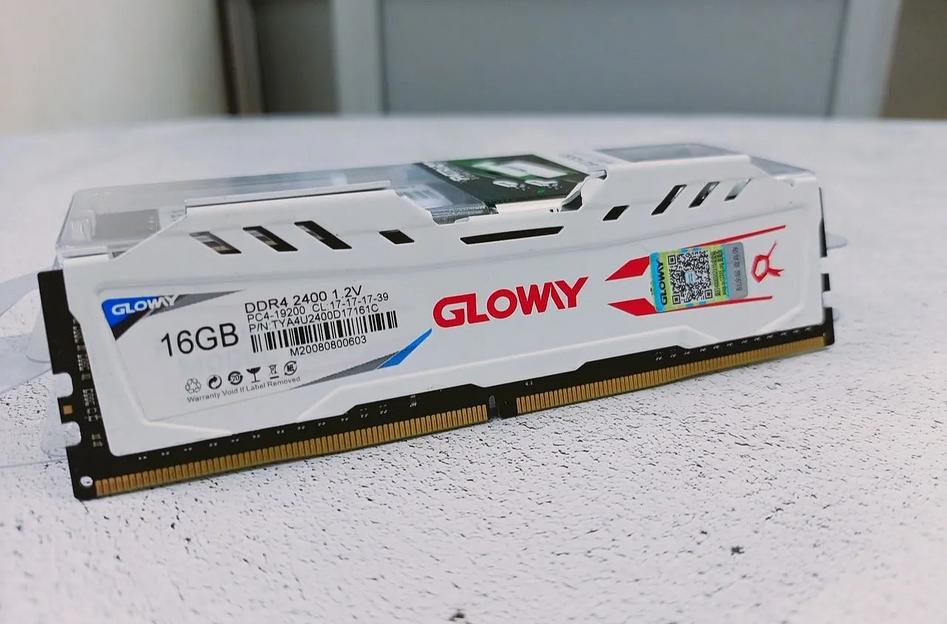 Оперативная память DDR4 16Gb (2400mhz) фото 1