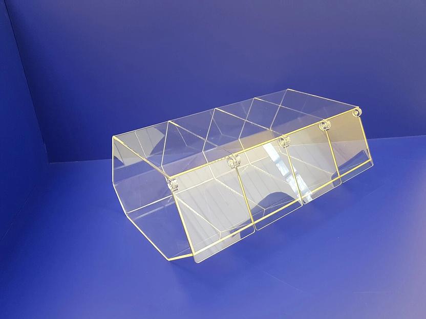 Диспенсер для снеков и сухариков к пиву.         4 секции х 120мм. фото 1