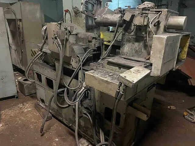 Круглошлифовальный станок 3м127 фото 5