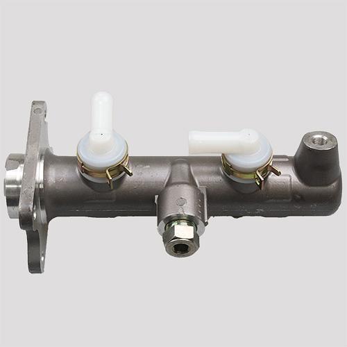 Главный тормозной цилиндр 47201-25200 (FM-1787) FIC фото 1