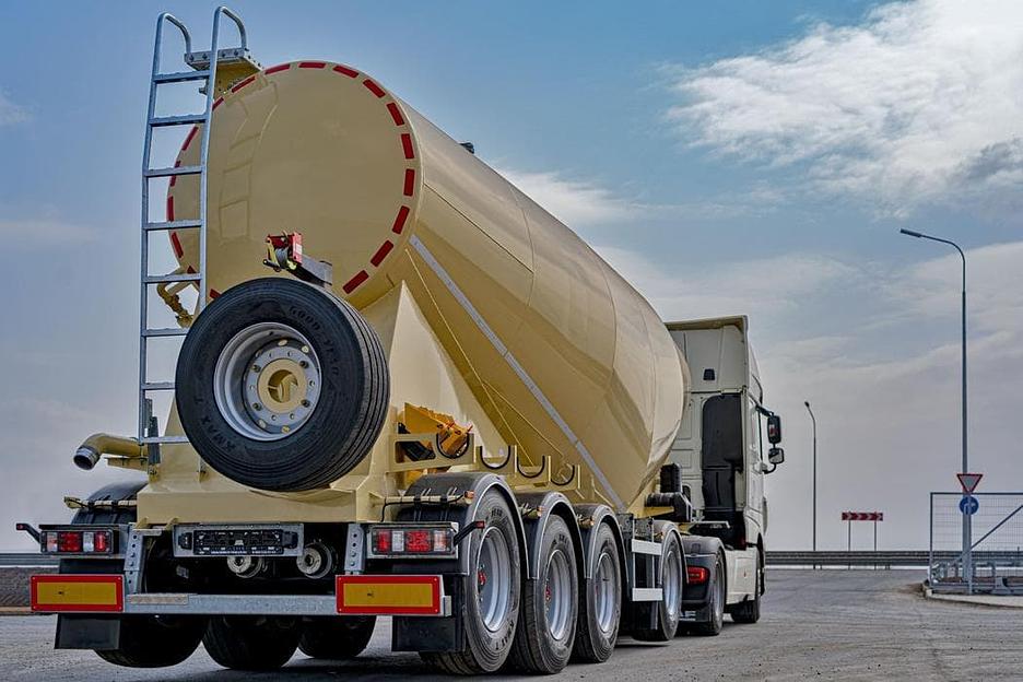 Цементовоз 31 м³ с вынесенной осью 914231 фото 7