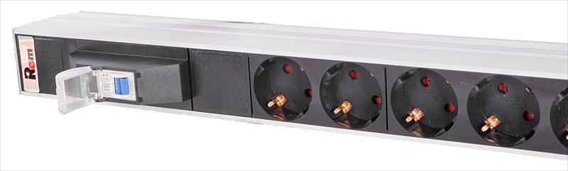 Вертикальный блок розеток Rem-16 с авт. 16 А, 20 Schuko, 16 A, алюм., 33-38U, колодка (R-16-20S-A-1420-K) фото 1