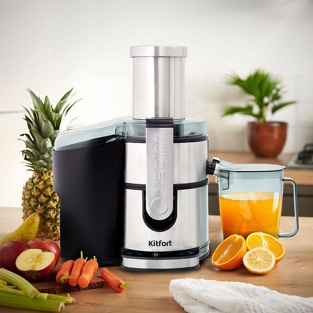 Соковыжималка центробежная Kitfort KT-1120 800Вт стальной/черный фото 7