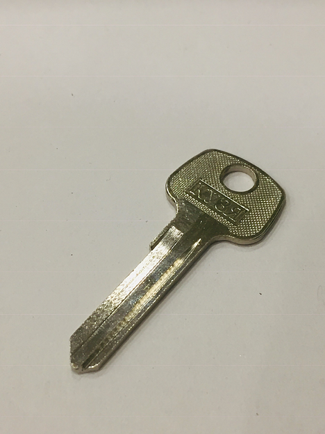 Заготовка ключа AV-1 фото 1