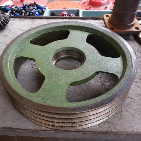 Шкив большой КПЛ 185 ( замок , подшипник,вал) lля косилок Lisicki 5-178-020-185 фото 1