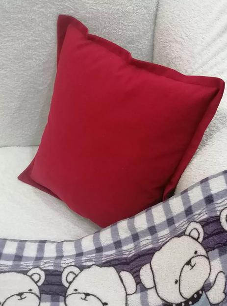 Декоративная подушка на диван 2 шт бордовый цвет ОПТ фото 5