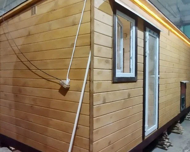 Установка двери-стеклопакета в бане фото 2