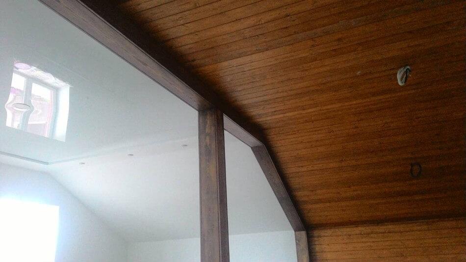 Отделка потолка деревом фото 1