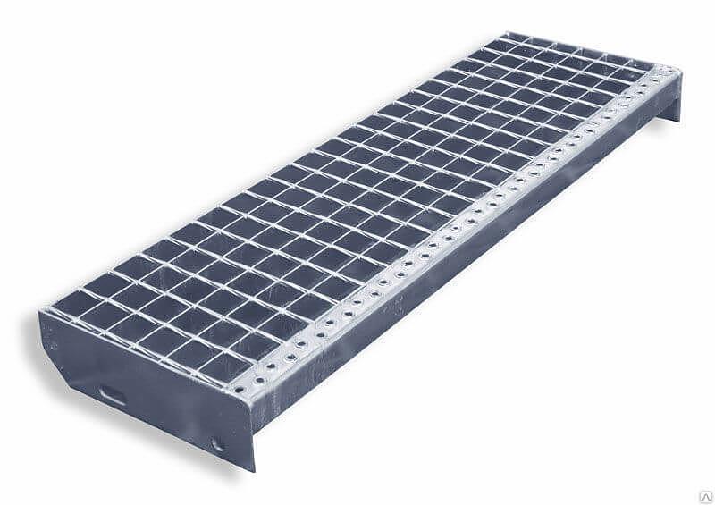 Ступени из решетчатого оцинкованного настила фото 1