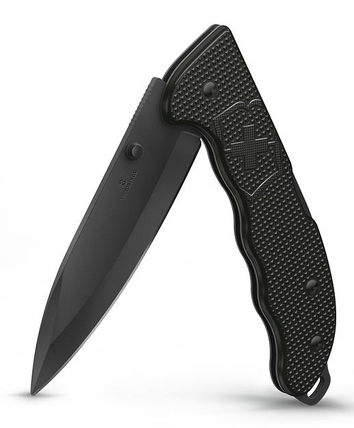 Нож перочинный Victorinox Evoke BS Alox Black (0.9415.DS23) 136мм 4функц. черный без чехла подар.коробка фото 1