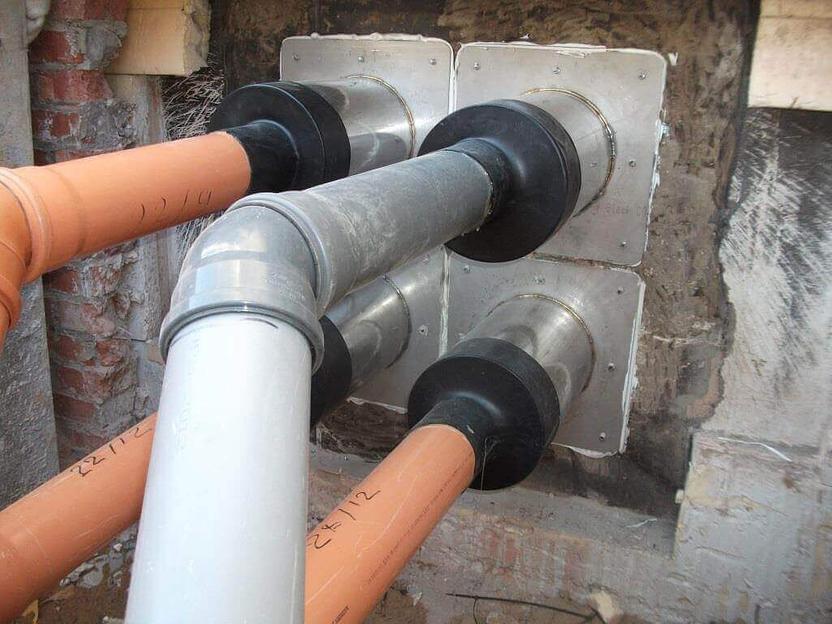 Герметичный выпуск канализации 110 мм фото 6