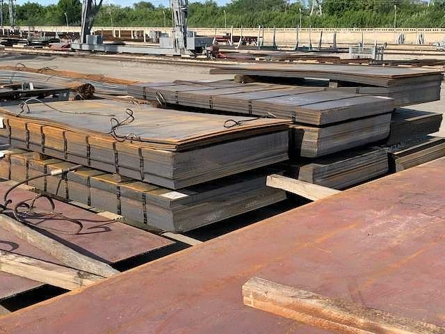 Лист стальной горячекатаный фото 5