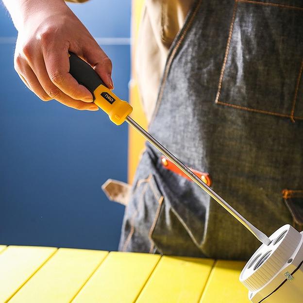 Шлицевая отвертка Deli DL6362001 6х200мм Материал: CR-V. Двухкомпонентная ручка. Хромированная. фото 5