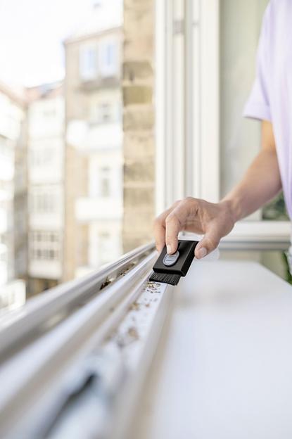 Мойщик окон Karcher WV 1 Plus Frame Edition белый фото 8