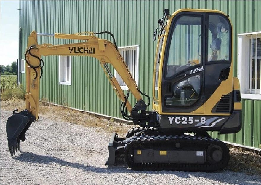 Миниэкскаватор Yuchai YC25-8 фото 1