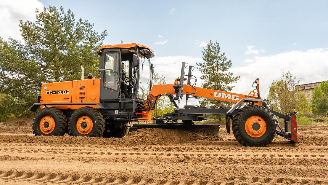 Автогрейдер UMG ГС-14.02 фото 3