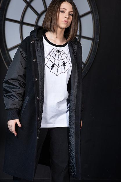 Чёрное пальто-бомбер со съёмным капюшоном для девочки ОПТ фото 7