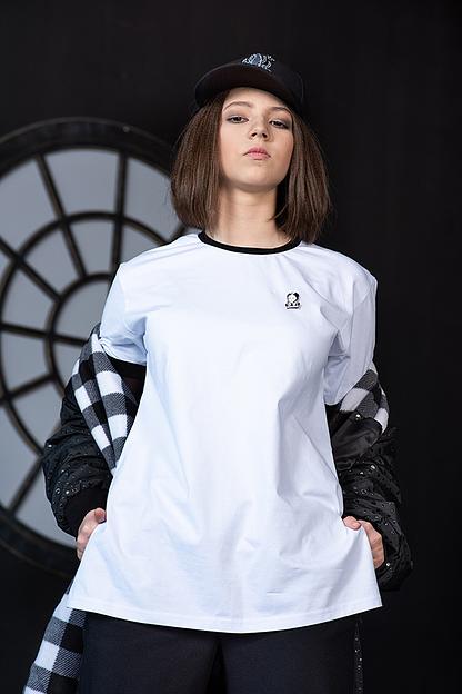 Белая футболка с сеткой в виде паутины на спине на девочку ОПТ фото 3