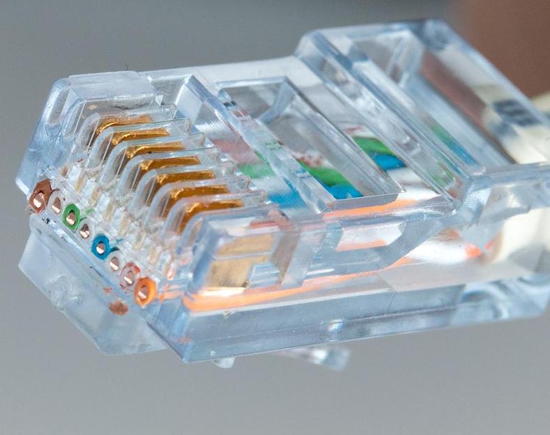 Коннектор сквозной (проходной)  RJ-45 (8P8C) Cat.5e, RIPO, покрытие 3мкд, универ. ножи (упк.20шт) фото 2