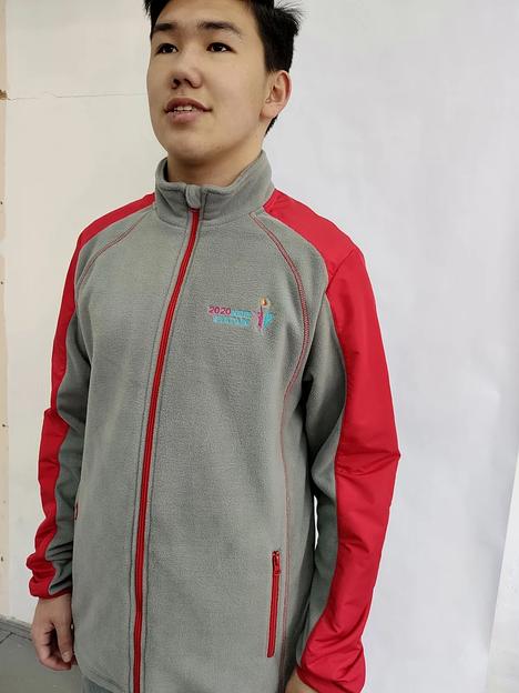 Пошив и изготовление спортивной кофт, курток, худи, толстовок  фото 3