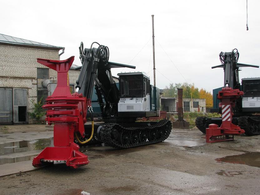 Валочно пакетирующая машина ЛП-19 с накопителем фото 1