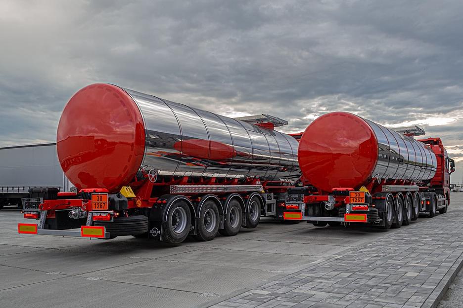 Нефтевоз 32 м³ четырёхосный 914221-02 фото 4