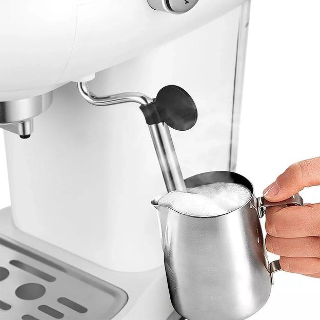 Кофеварка рожковая Kitfort КТ-7219 1100Вт белый фото 7