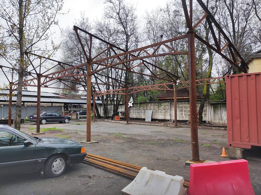 Изготовление металлических навесов и ферм фото 1