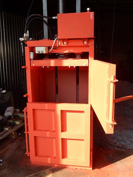 Пресс пакетировочный вертикальный Кубер-10В Стандарт фото 2