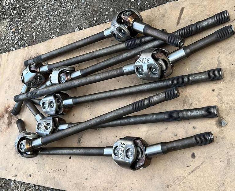 ШРУС переднего моста (L) L=1252 SHAANXI X3000 81.36402.6323 фото 1