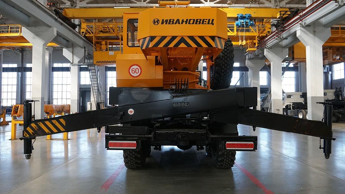 Автомобильный кран КС-35714К-2 Ивановец фото 4