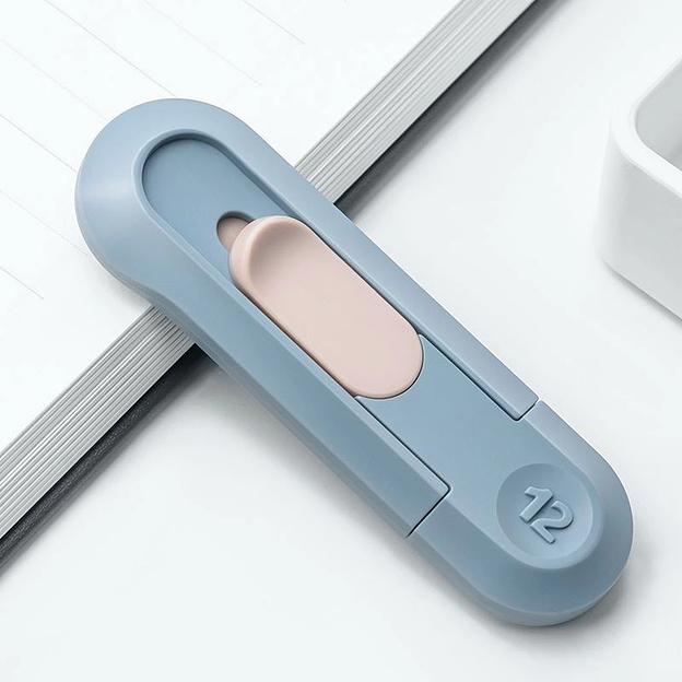 Нож канцелярский Deli ENS065-BL ENS065 шир.лез.12мм пластик синий фото 3