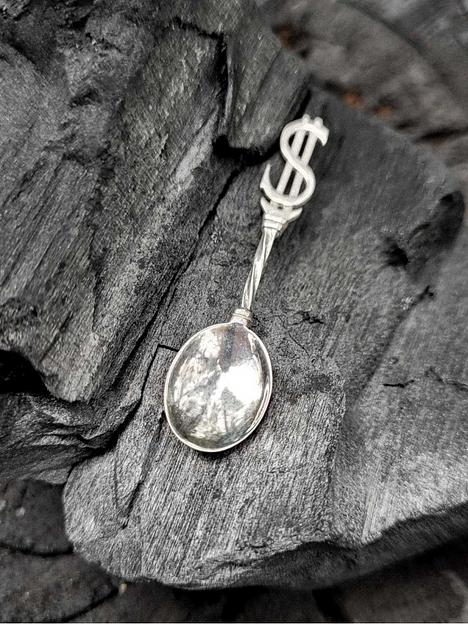 Подарок сувенир ложка загребушка «Доллар» в кошелек серебро фото 1