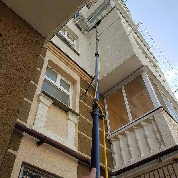 Мойка фасадов, мойка окон, мойка рекламных щитов, мойка витрин, мойка витражей фото 3