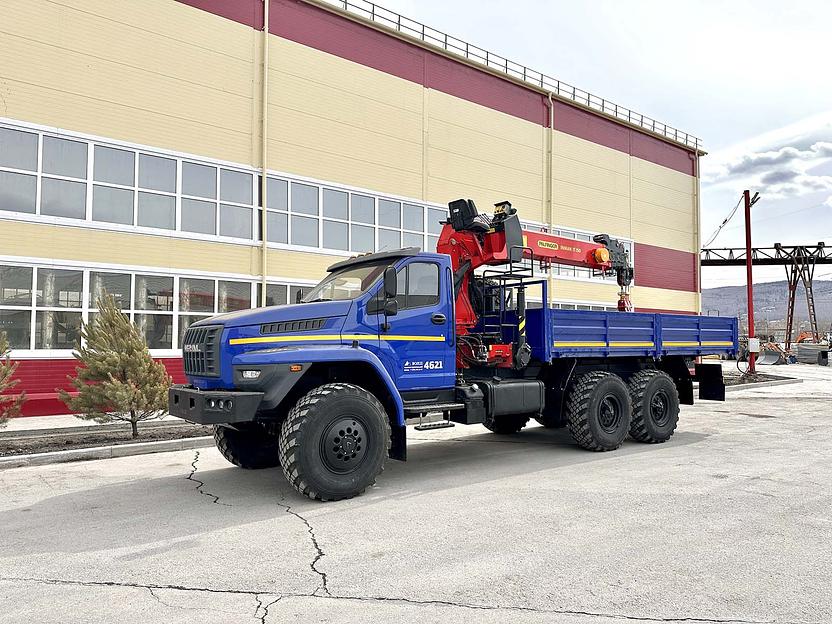 Автомобиль бортовой с КМУ на шасси УРАЛ Borus 4621 фото 5