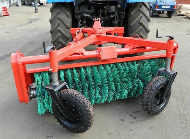 Щеточное оборудование УМДУ- 80/82-02.000 Люкс ГП гидро поворот для МТЗ фото 1