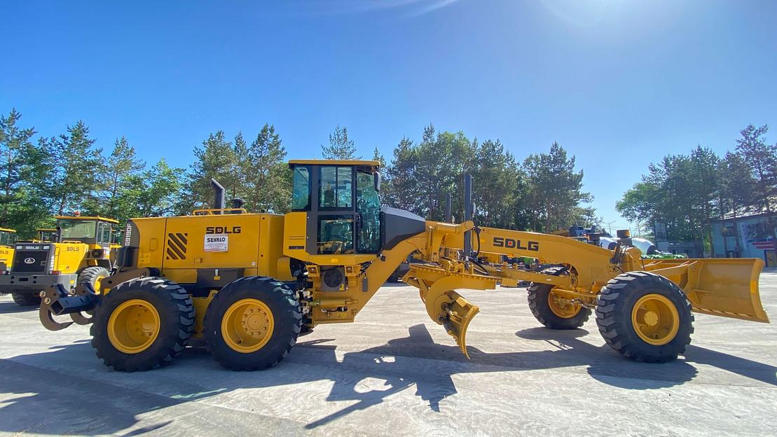 Автогрэйдер G9190F фото 8