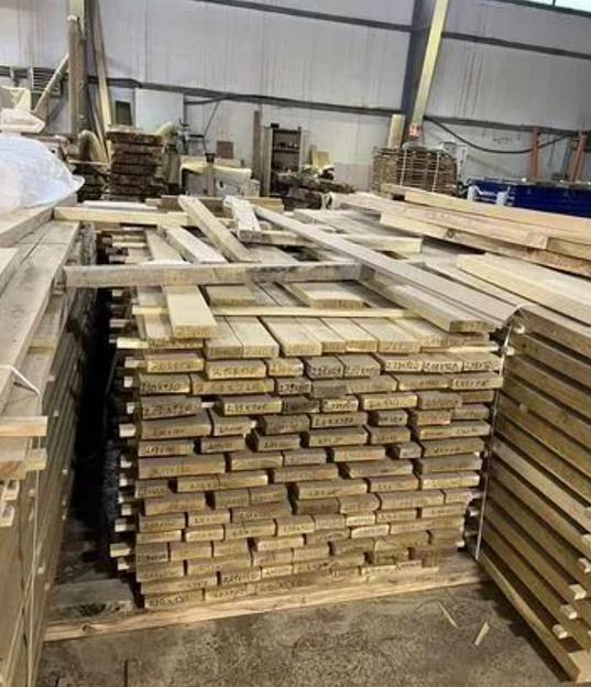 Сухая дубовая доска Слэбус групп сорт 0-1, 30×2900-3100 мм ОПТ фото 1