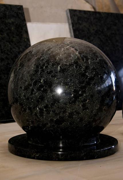 Гранит BLACK LEOPARD габбро фото 2