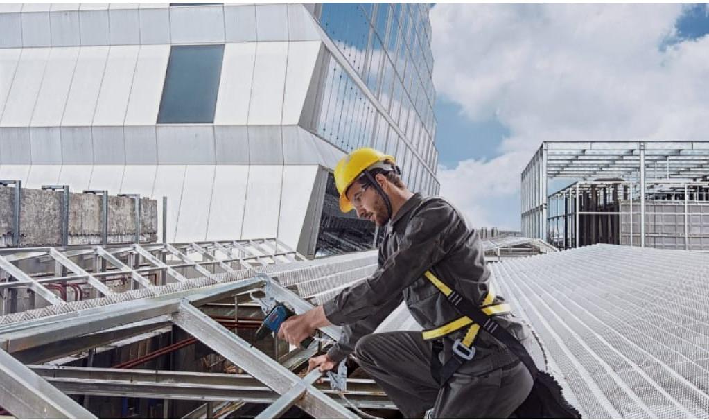 Аккумуляторная бесщёточная дрель-шуруповёрт Bosch GSR 12V-30 ОПТ фото 9