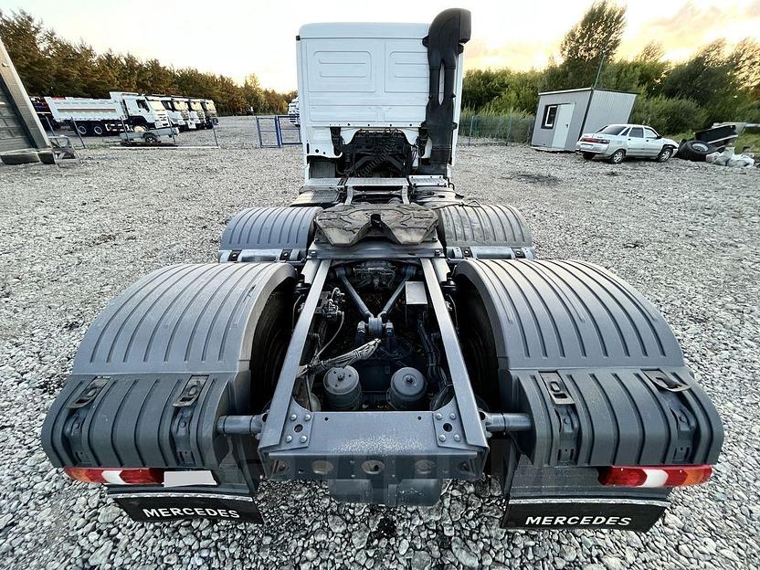 Седельный тягач Mercedes-Benz Actros, 2015 год 934 000 км фото 7