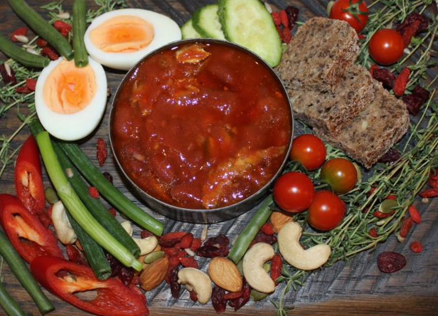 Килька каспийская нераздельная обжаренная с овощным гарниром в томатном соусе (с фасолью) фото 6