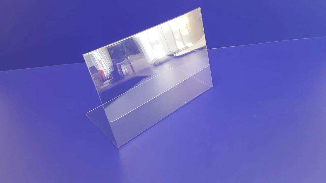 Тейбл тент из пластика Пэт 1,5 мм. формат а4 (горизонтальный,L-образный). фото 1