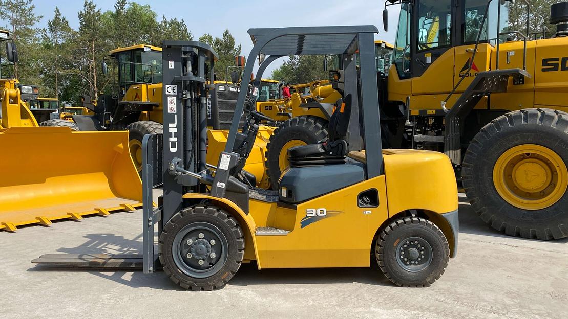 Вилочный погрузчик CHL CPCD30 фото 2
