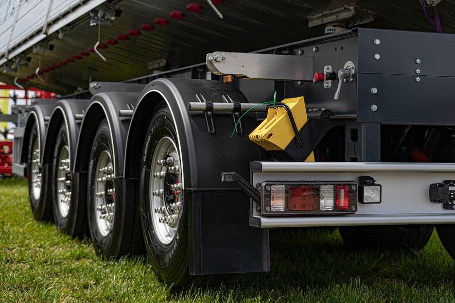 Зерновоз самосвальный с алюминиевым кузовом 45-58 м³ 914295-01 фото 3