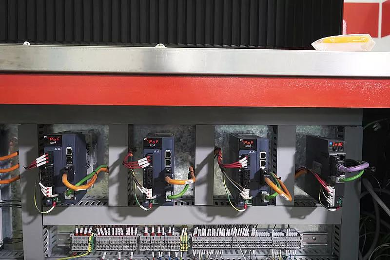 Оптоволоконная установка лазерного раскроя КАМИ КМТ L1 фото 7