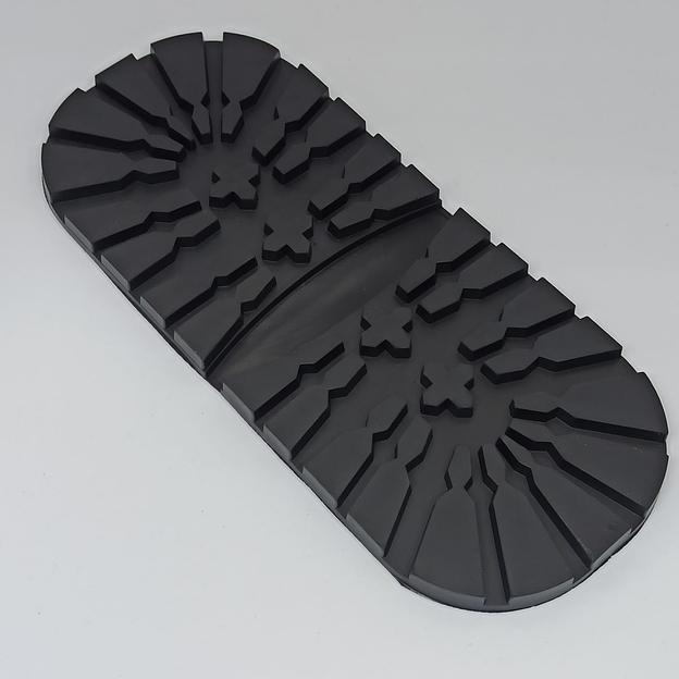 Набойка мужская Tank (V057) черная фото 1