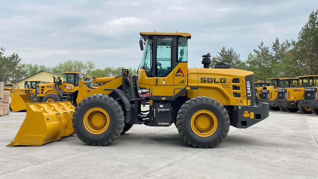 Фронтальный погрузчик 946H фото 2